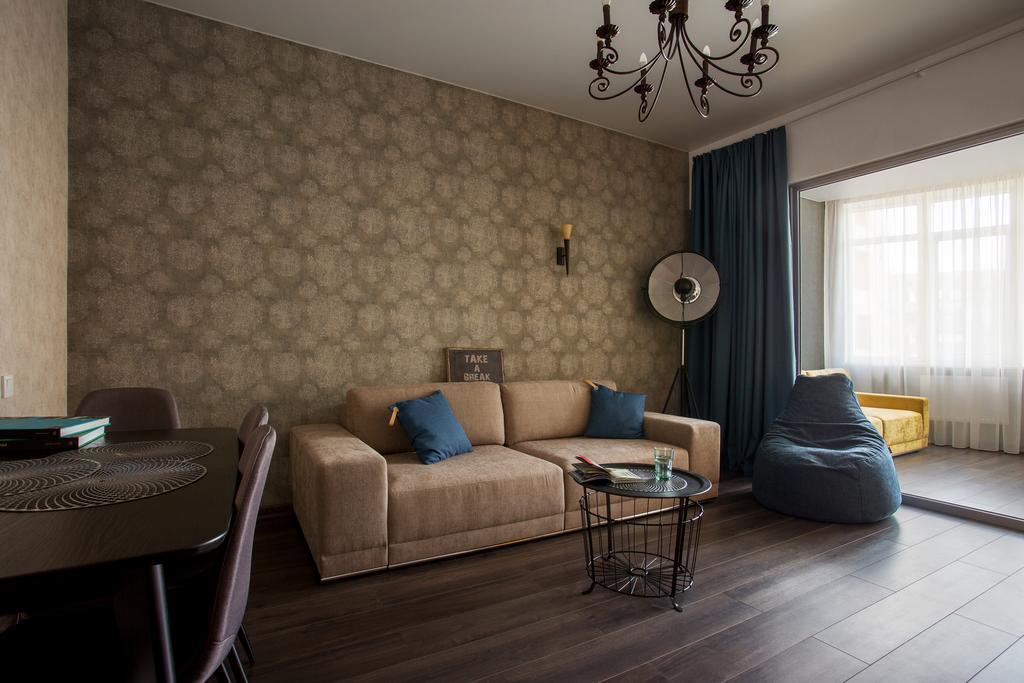 Modern Double Bedroom Apartment In Arkadia Одеса Екстериор снимка