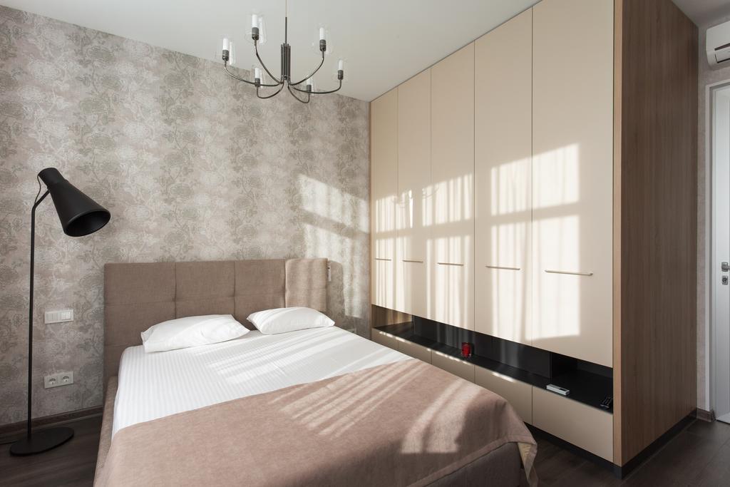 Modern Double Bedroom Apartment In Arkadia Одеса Екстериор снимка