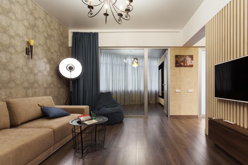 Modern Double Bedroom Apartment In Arkadia Одеса Екстериор снимка